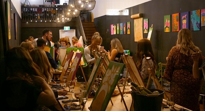Fridas Sip N Paint Fremantle WA 2
